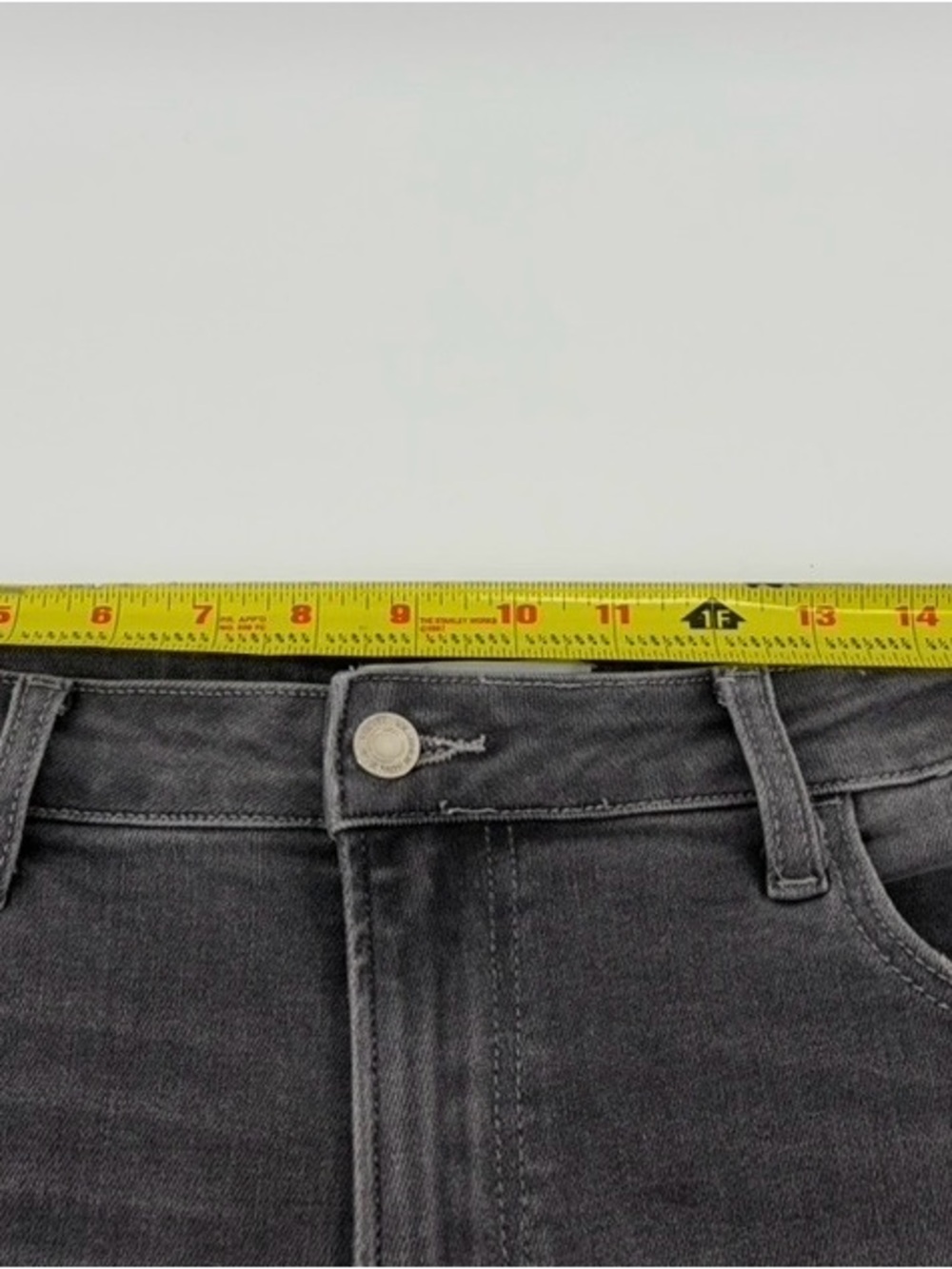 Vervet "Gladness" High Rise Distressed Crop Straight Jeans, Gray, Women 32 D453 - Picture 6 of 10